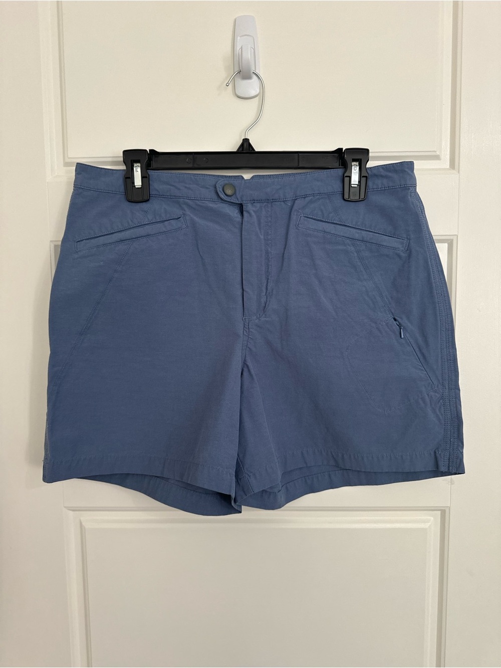 Columbia Women's Blue High Waist Outdoor Shorts